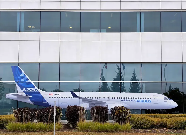 International : Participation du CEEVO à la visite du site d'assemblage et de finalisation (pre-FAL & FAL) d'Airbus, dédié au programme A220, sur le territoire de l'aéroport de Montréal-Mirabel