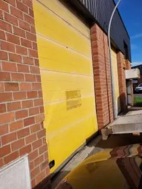 LIGHT INDUSTRIAL UNIT/OFFICES TO LET 145 m²
