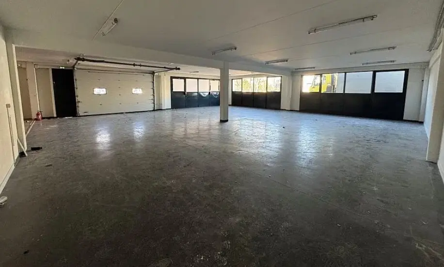 LOCATION ACTIVITES ATELIER H 1649 m²