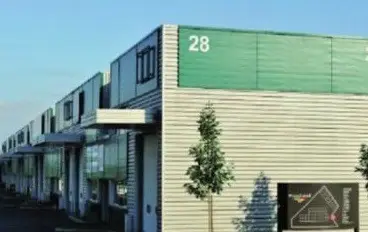LOCATION ACTIVITES/BUREAUX 547 m²