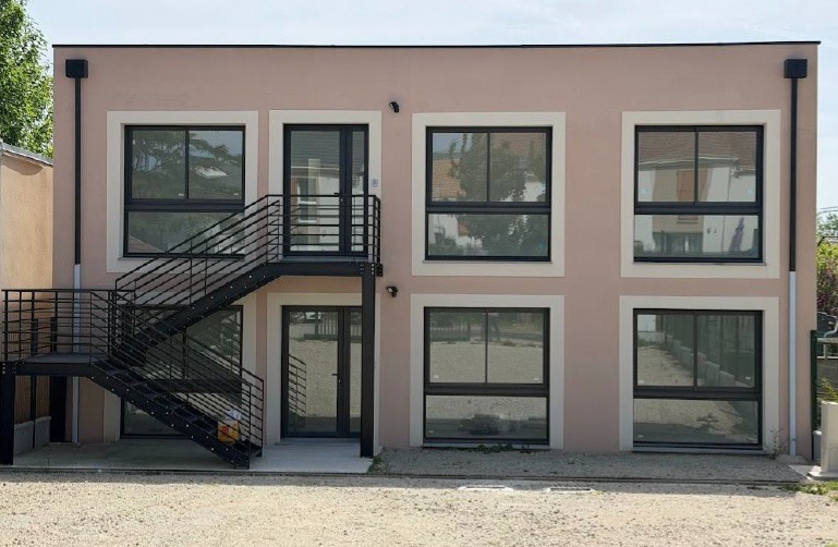 LOCATION BUREAUX 145 m²