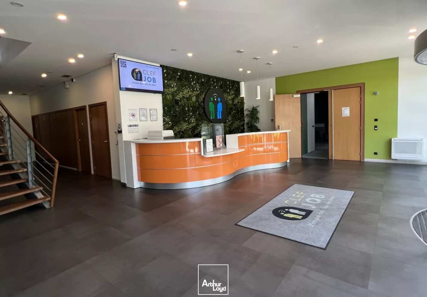 LOCATION BUREAUX 615 m²