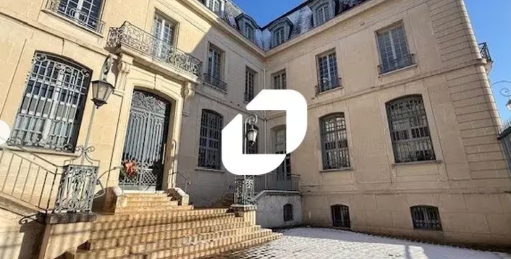 LOCATION BUREAUX 137 m²