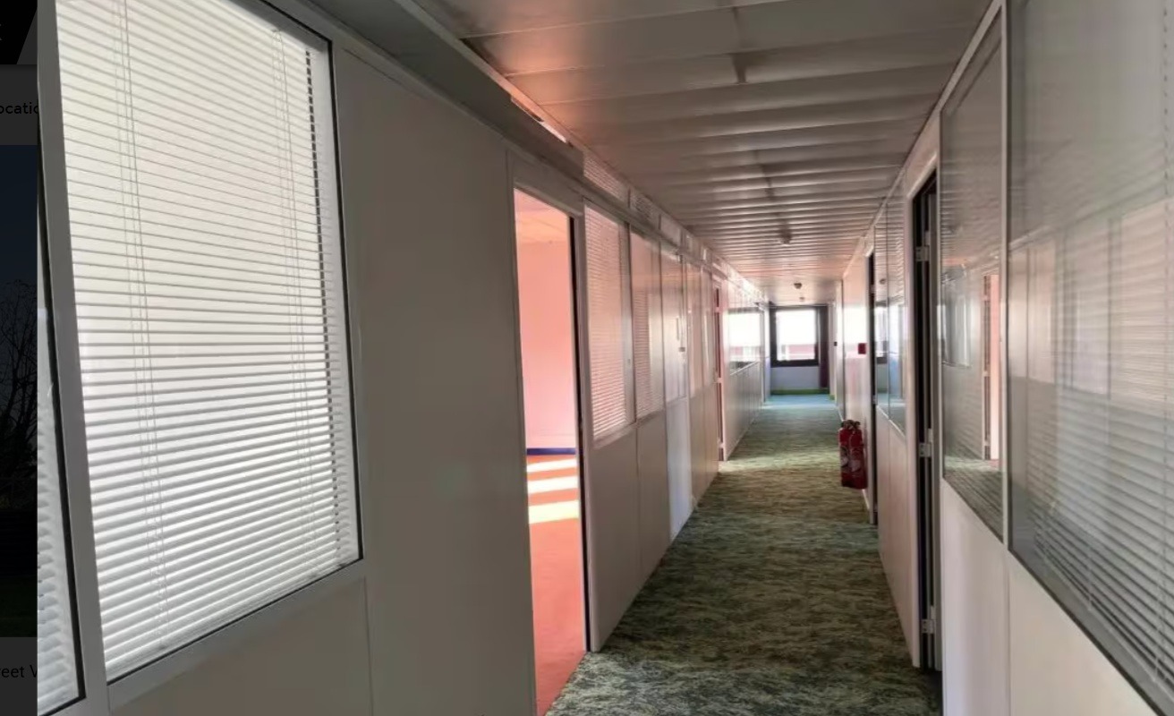 LOCATION BUREAUX 781 m²