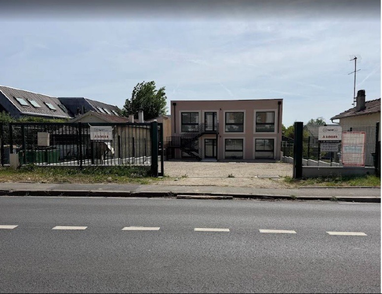 LOCATION BUREAUX 145 m²