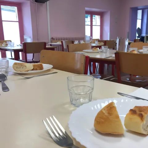 LES MENUS D’OCTOBRE SONT DISPONIBLES
