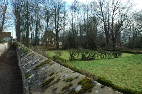 Aincourt, fotografia 1 z 4