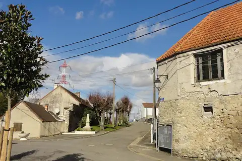 Bouqueval, 4 fotoğraftan 1.