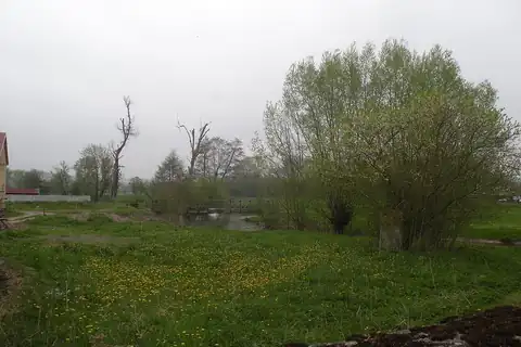 Bray-et-Lû, 4 fotoğraftan 4.