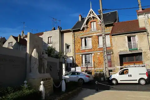 La Frette-sur-Seine, 3 fotoğraftan 1.