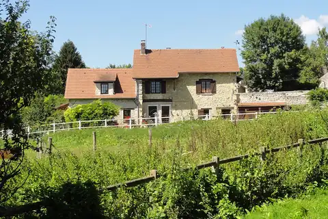 Frouville, fotografi 4 av 4