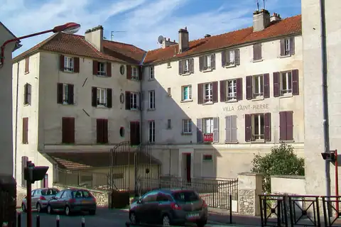 Gonesse, 4 fotoğraftan 4.