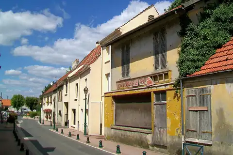 Marly-la-Ville, 4 fotoğraftan 3.