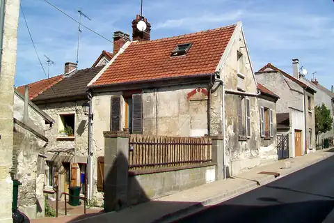 Mériel, 4 fotoğraftan 1.