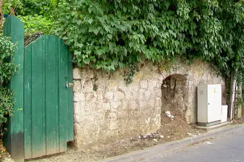 Presles, 4 fotoğraftan 2.