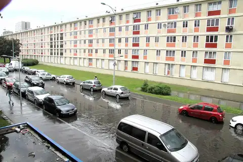 Sarcelles, 4 में से तस्वीर 2