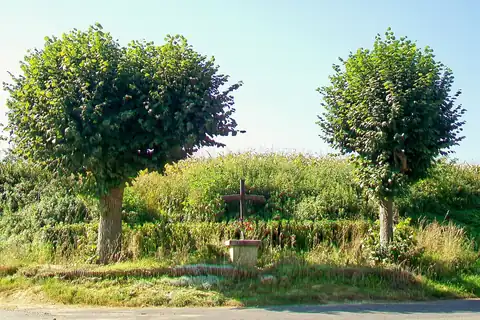 Villiers-Adam, 4 fotoğraftan 4.