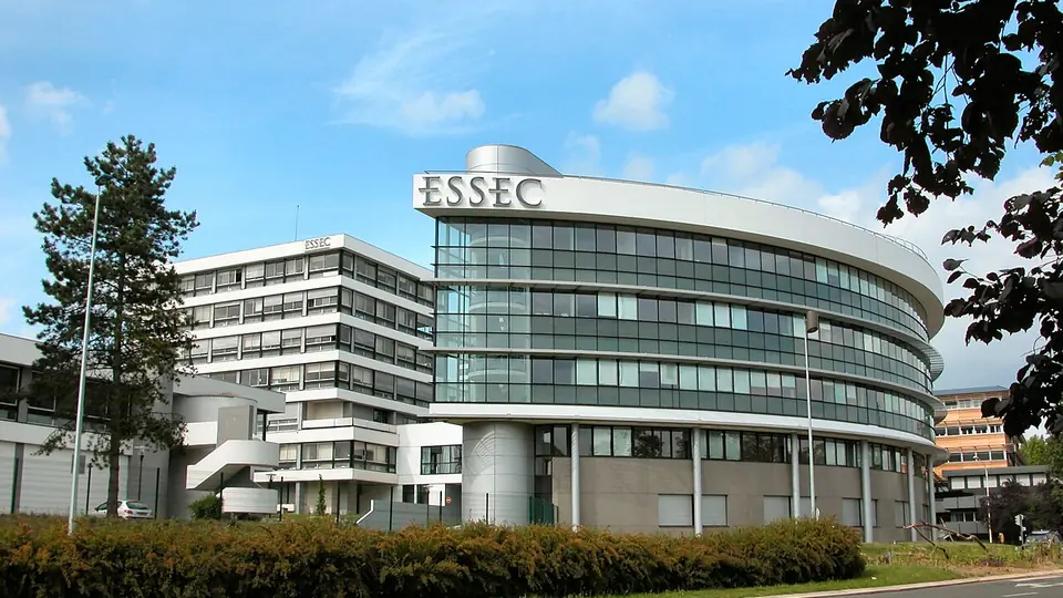Campus de l'ESSEC à Cergy