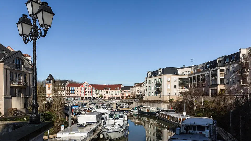 Il porto di Cergy, sulle rive dell'Oise