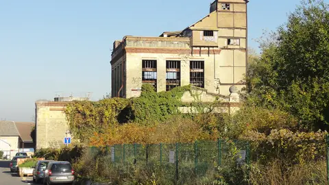 Site industriel : ancienne distillerie, Puiseux-Pontoise