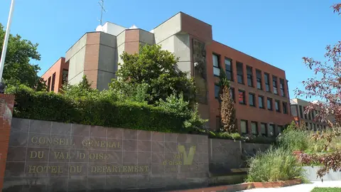 Hôtel du Département, Cergy